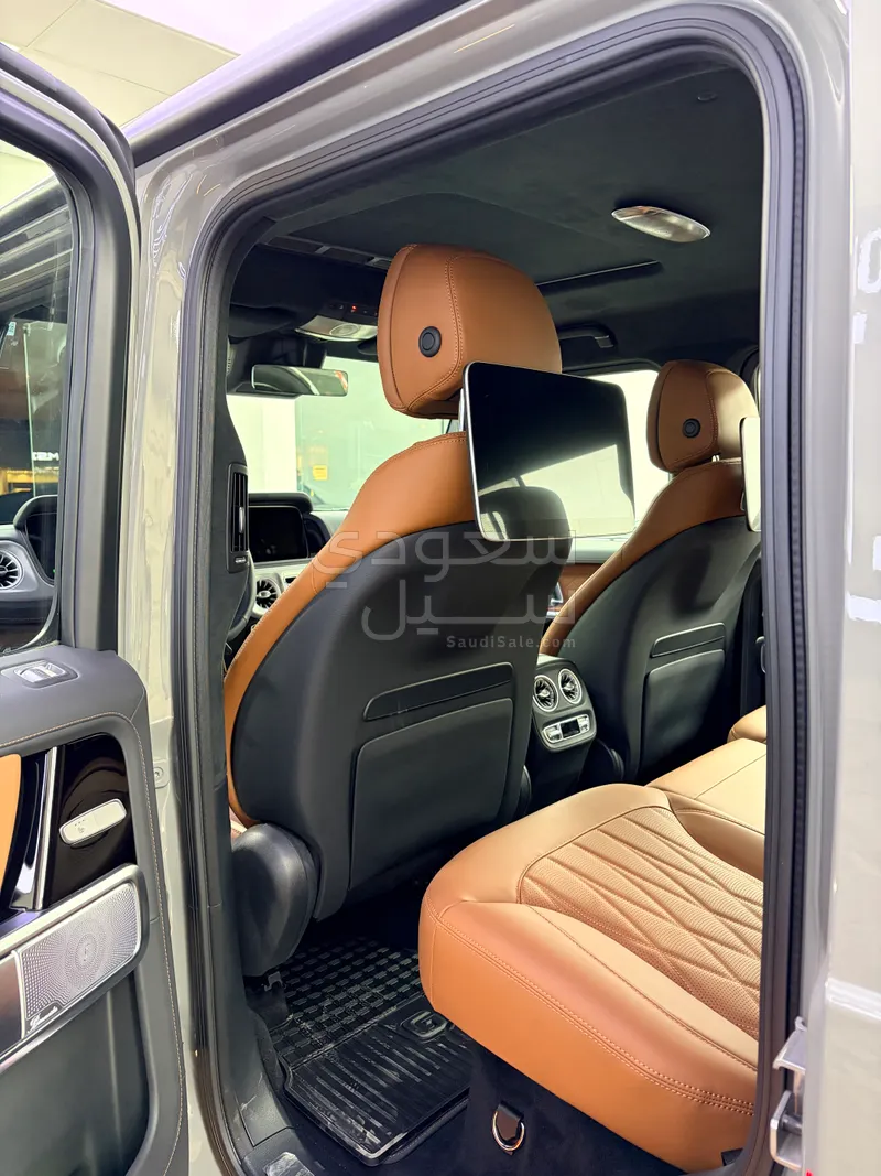 2025 مرسيدس - بنز جي 63 أي إم جي