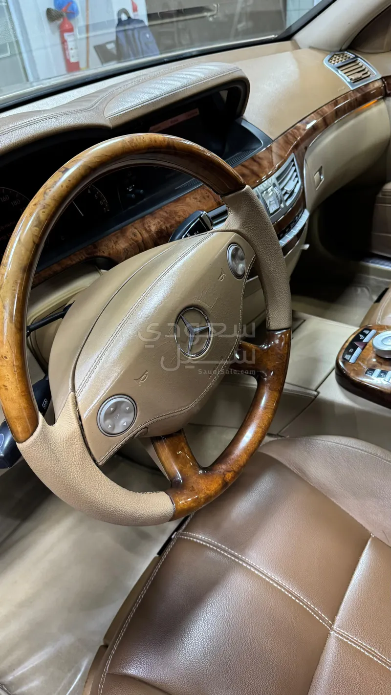 2008 مرسيدس - بنز إس 63 أي إم جي