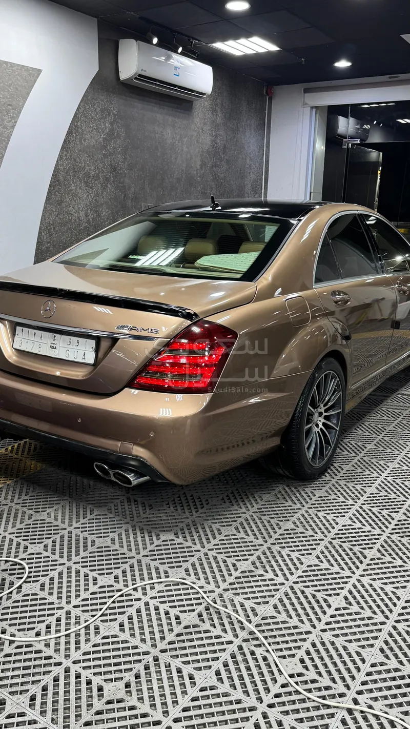 2008 مرسيدس - بنز إس 63 أي إم جي