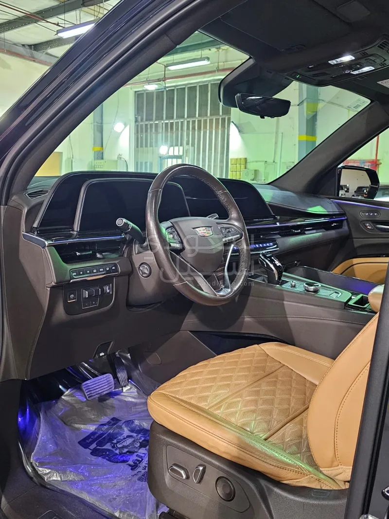 2022 كاديلاك اسكاليد