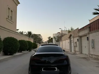 2020 مرسيدس - بنز إي 200 كوبيه أي إم جي