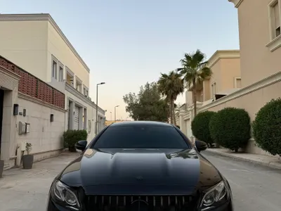 2020 مرسيدس - بنز إي 200 كوبيه أي إم جي