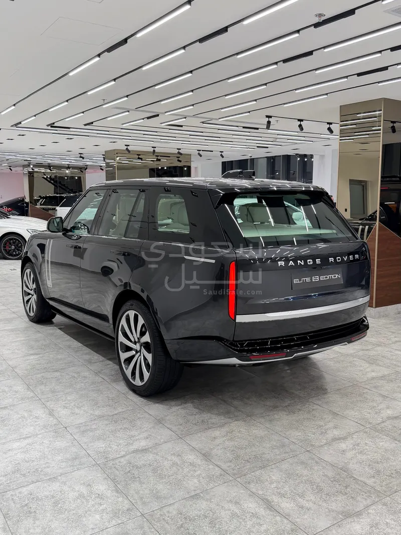 2025 لاند روفر رينج روفر اوتوبيوغرافي