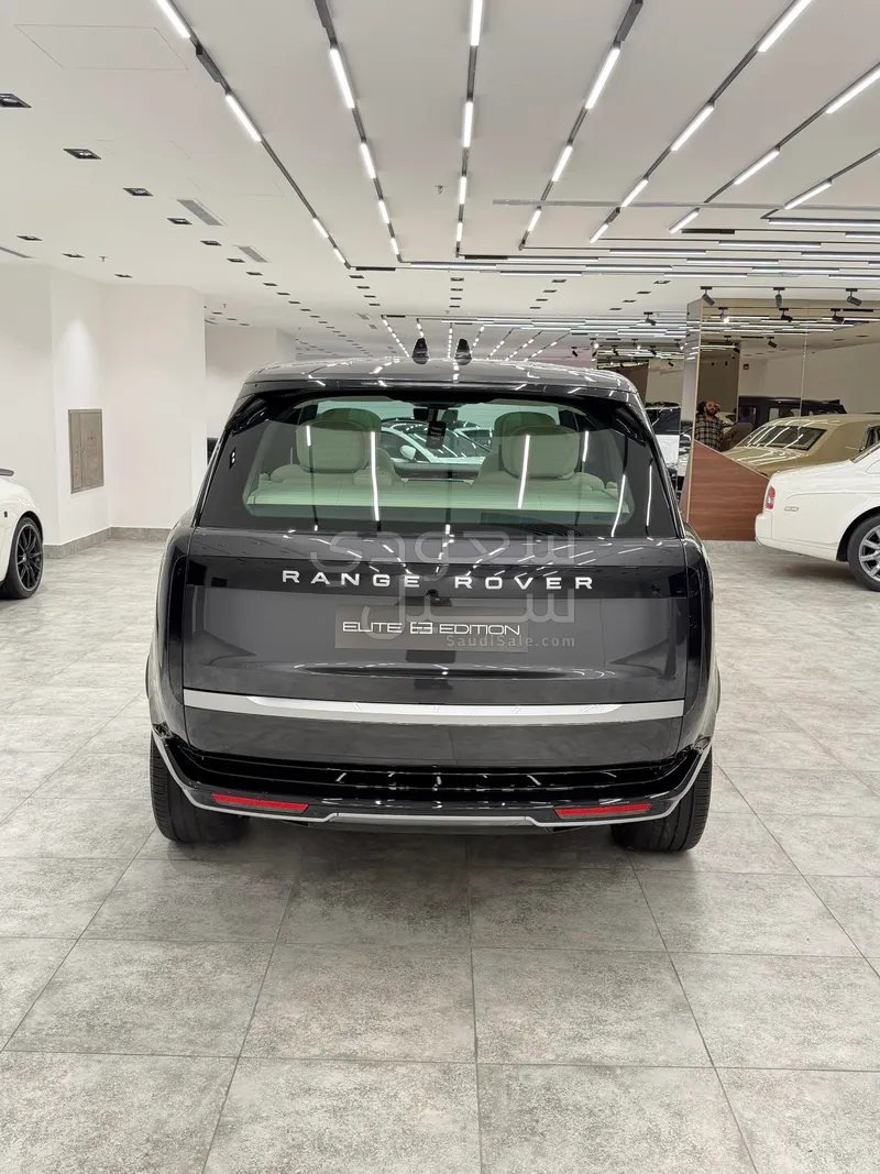 2025 لاند روفر رينج روفر اوتوبيوغرافي