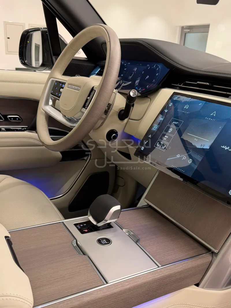 2025 لاند روفر رينج روفر اوتوبيوغرافي