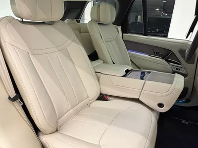 2025 لاند روفر رينج روفر اوتوبيوغرافي