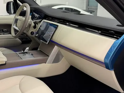 2025 لاند روفر رينج روفر اوتوبيوغرافي