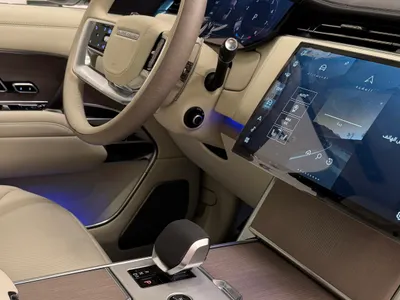 2025 لاند روفر رينج روفر اوتوبيوغرافي