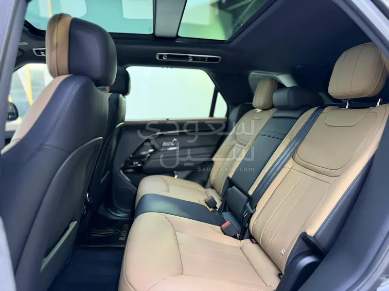 2025 لاند روفر رينج روفر سبورت اس اي ار دايناميك