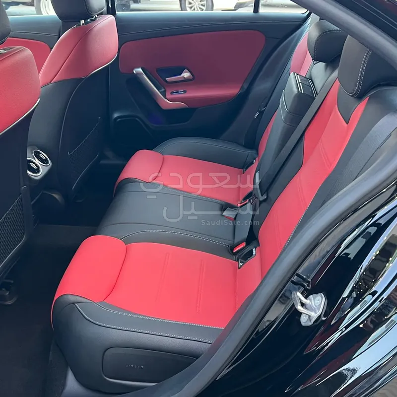 2022 مرسيدس - بنز أي 200