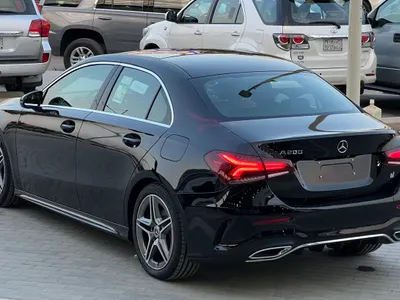 2022 مرسيدس - بنز أي 200