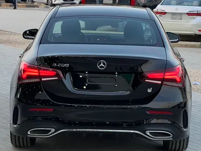 2022 مرسيدس - بنز أي 200