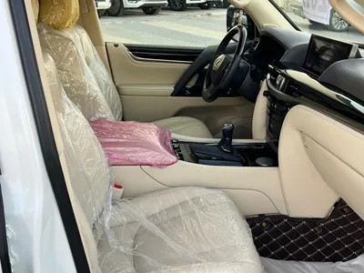 2019 لكزس إل إكس 570 اس