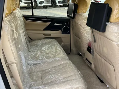 2019 لكزس إل إكس 570 اس