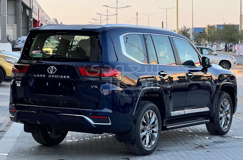 2024 تويوتا لاند كروزر في اكس