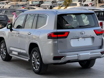 2024 تويوتا لاند كروزر في اكس