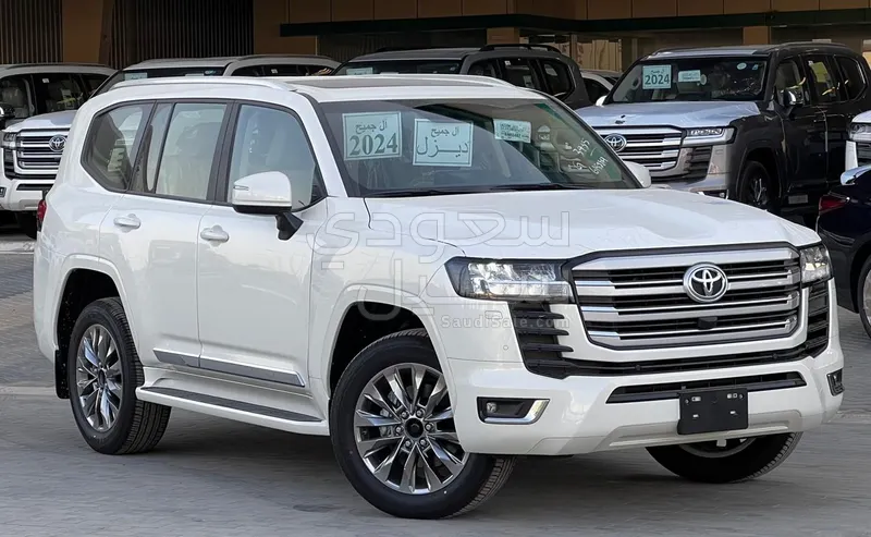 2024 تويوتا لاند كروزر جي اكس ار
