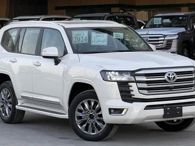 2024 تويوتا لاند كروزر جي اكس ار