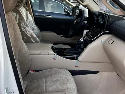 2024 تويوتا لاند كروزر جي اكس ار