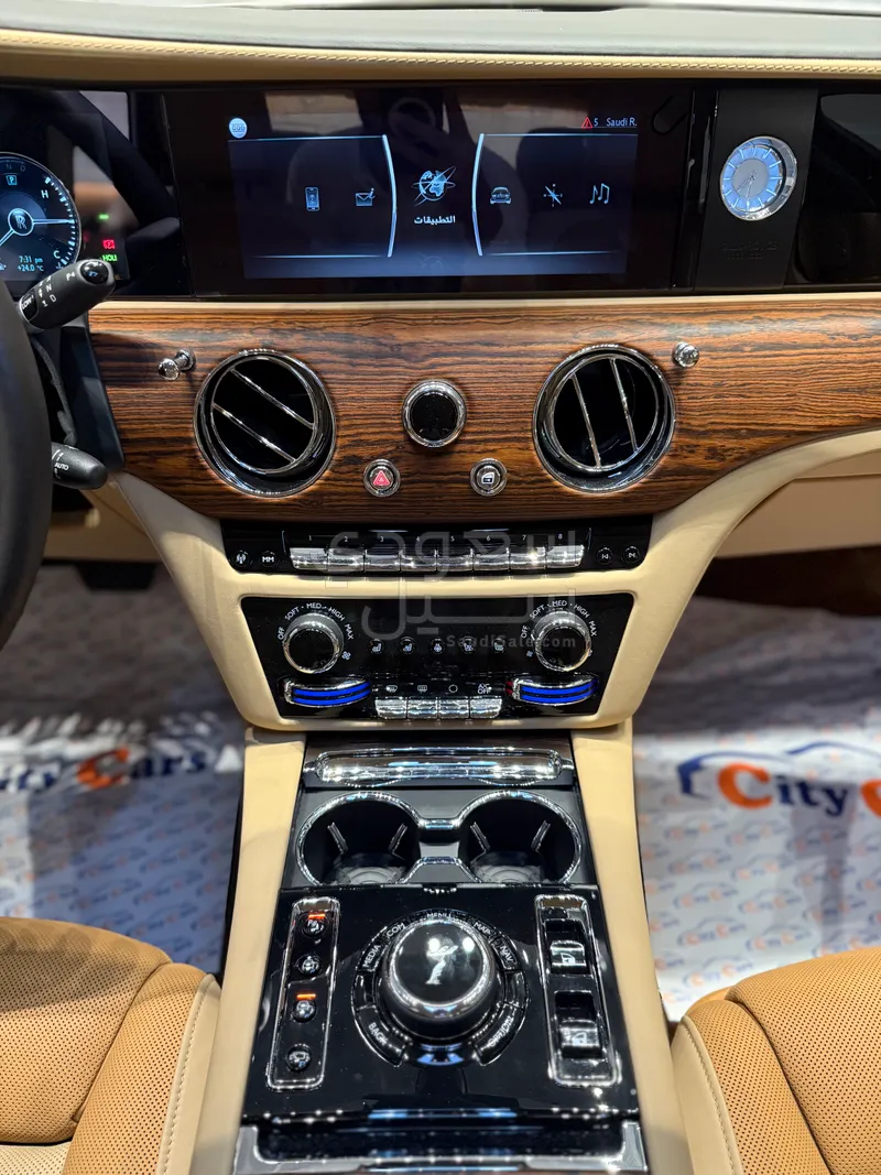 2021 رولز رويس قوست