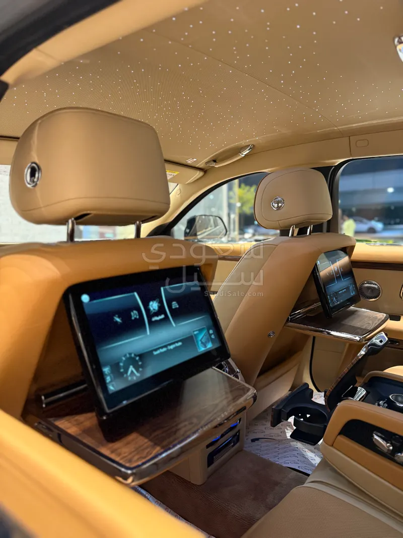 2021 رولز رويس قوست