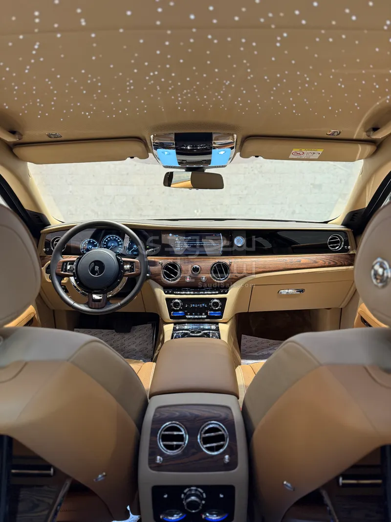 2021 رولز رويس قوست