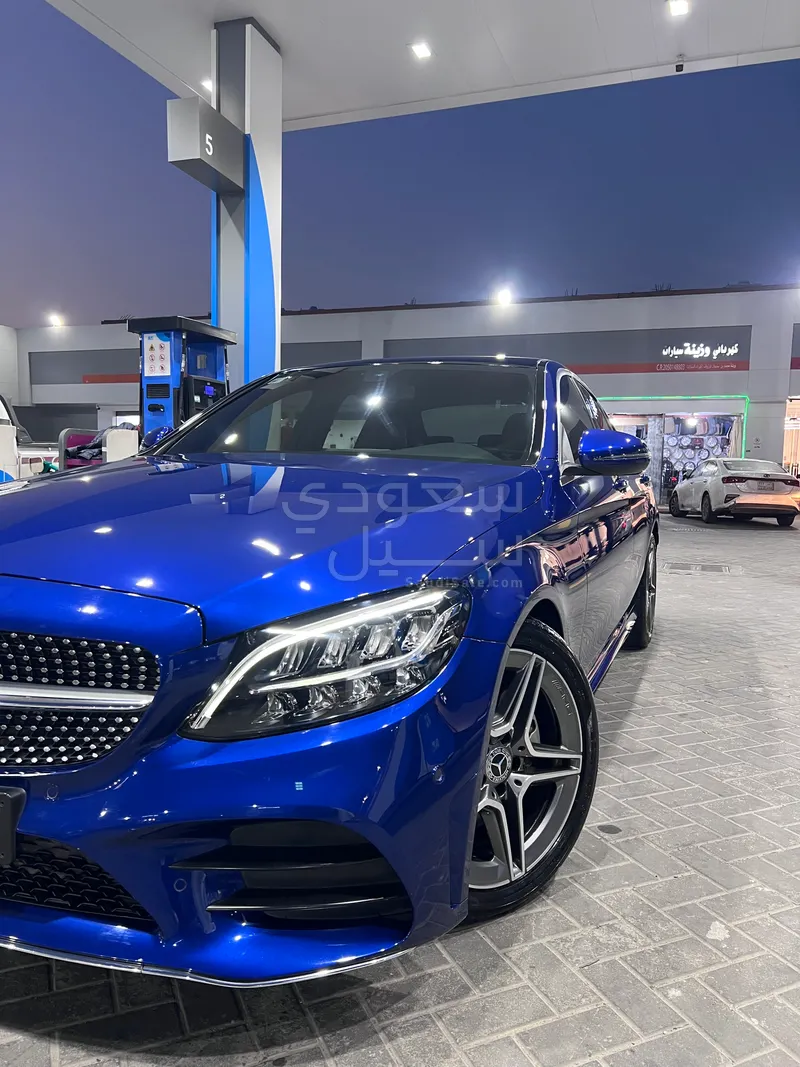 2021 Mercedes-Benz C 200