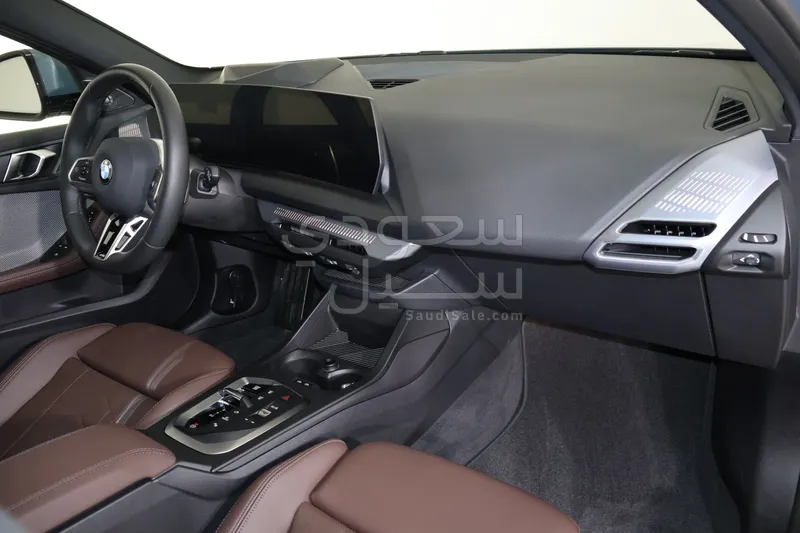 2025 بي ام دبليو الفئة الاولى 118 أي