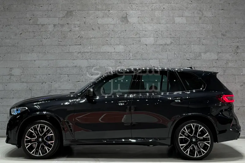 2023 بي ام دبليو الفئة اكس 5