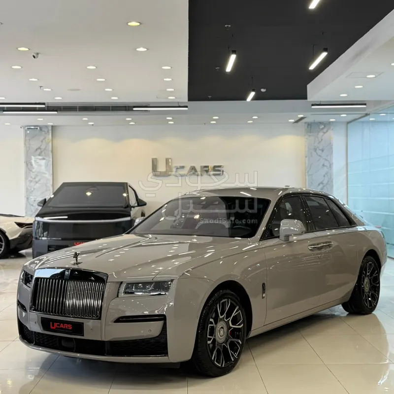 2022 رولز رويس قوست بلاك بادج