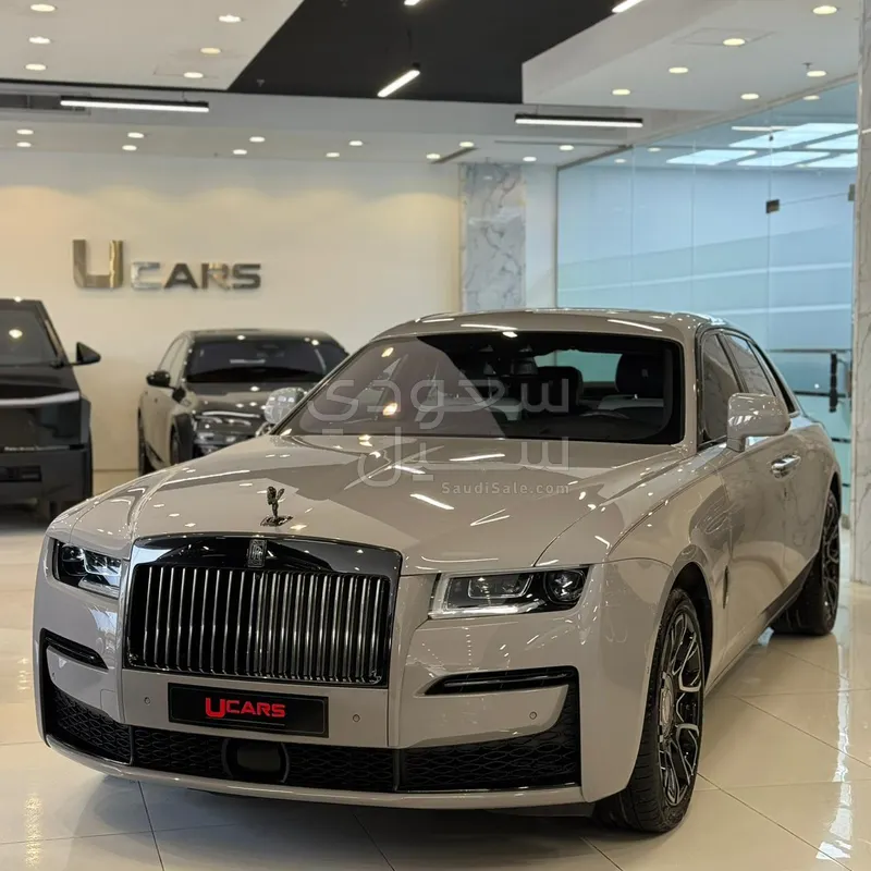 2022 رولز رويس قوست بلاك بادج