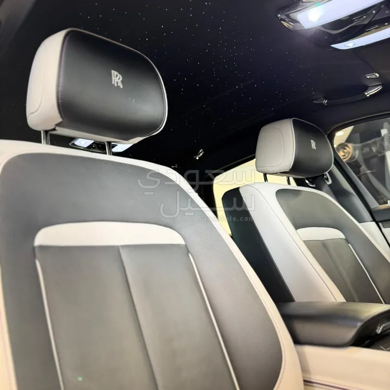 2022 رولز رويس قوست بلاك بادج