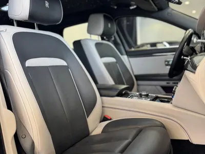 2022 رولز رويس قوست بلاك بادج