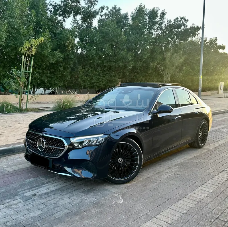 2025 مرسيدس - بنز إي 200