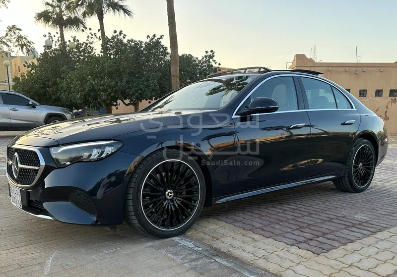 2025 مرسيدس - بنز إي 200