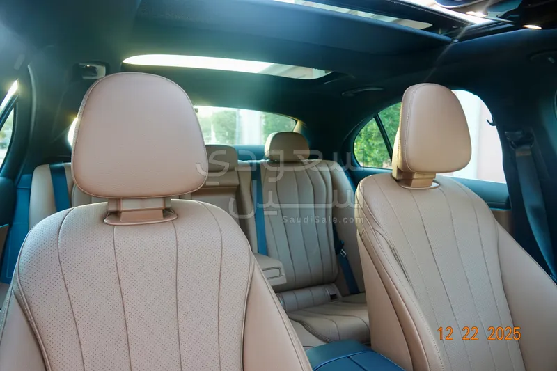 2025 مرسيدس - بنز إي 200