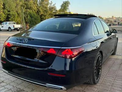 2025 مرسيدس - بنز إي 200