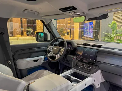 2026 لاند روفر ديفيندر اس اي