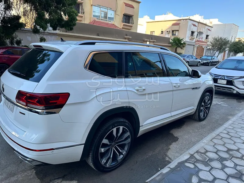 2021 فولكس واجن تيرامونت ار لاين