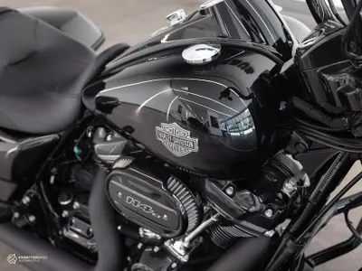 2023 هارلي ديفيدسون في رود نايت رود سبيشل