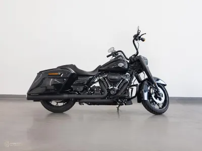 2023 هارلي ديفيدسون في رود نايت رود سبيشل