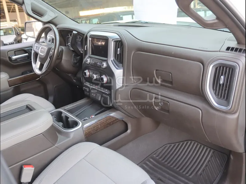 2021 جي ام سي سييرا زد 71