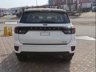 2025 فورد ايفرست