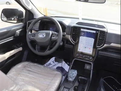 2025 فورد ايفرست