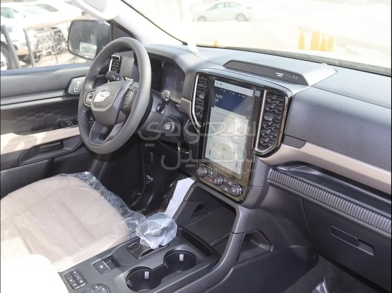 2025 فورد ايفرست