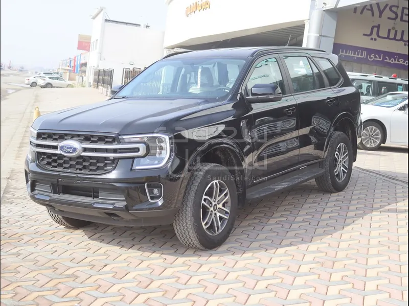 2025 فورد ايفرست