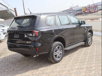 2025 فورد ايفرست