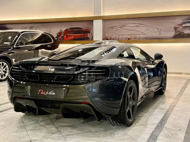 2015 مكلارين إس 650