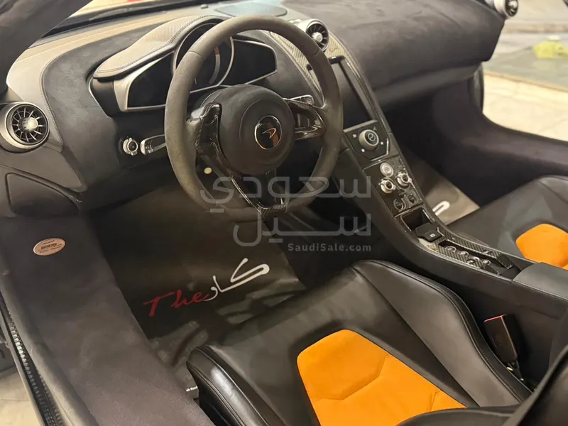 2015 مكلارين إس 650