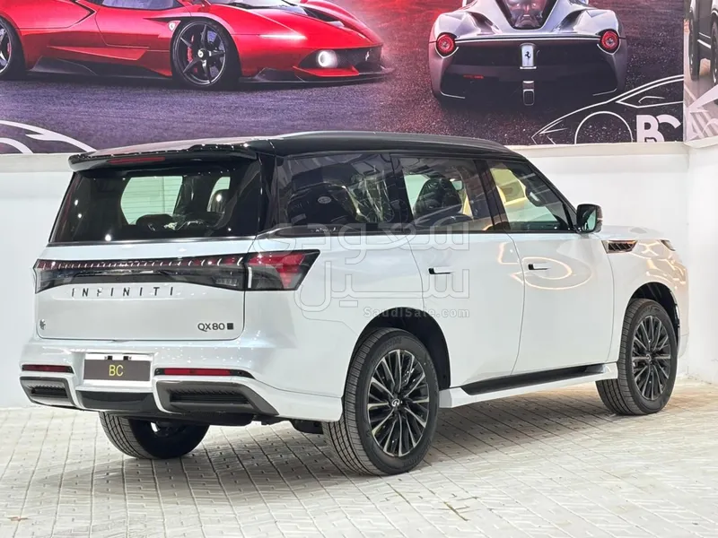 2025 انفينيتي كيو اكس 80